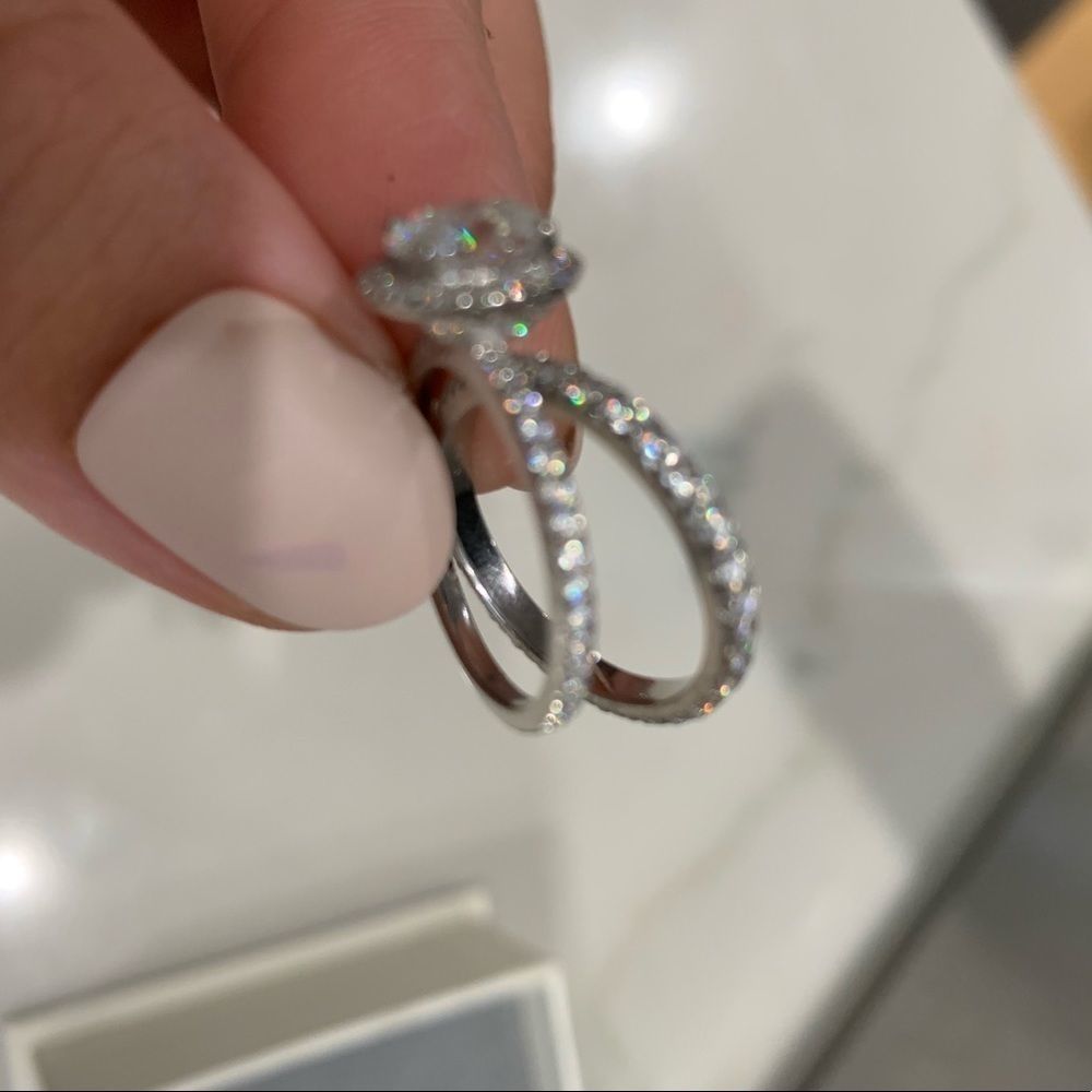 ♦️Rare oval halo moissanite diamond bridal ring♦️ - Picture 8 of 16